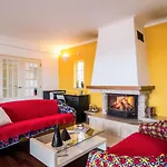 Fatima Nazare 3 Bedroom House レイリア