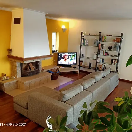 Fatima Nazare 3 Bedroom House *