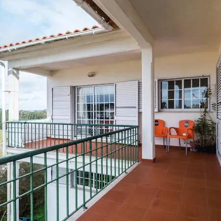Fatima Nazare 3 Bedroom House レイリア