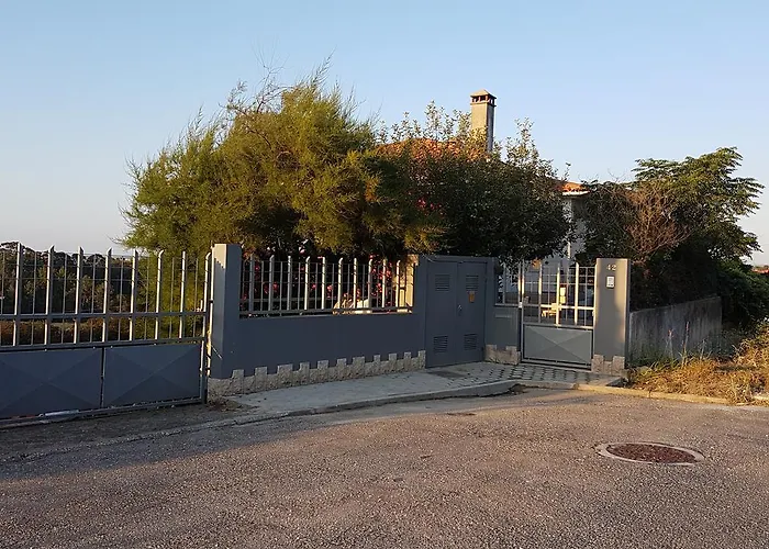 Fatima Nazare 3 Bedroom House *